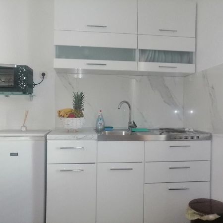 Appartamento Apartman Ivo Baška Voda Esterno foto