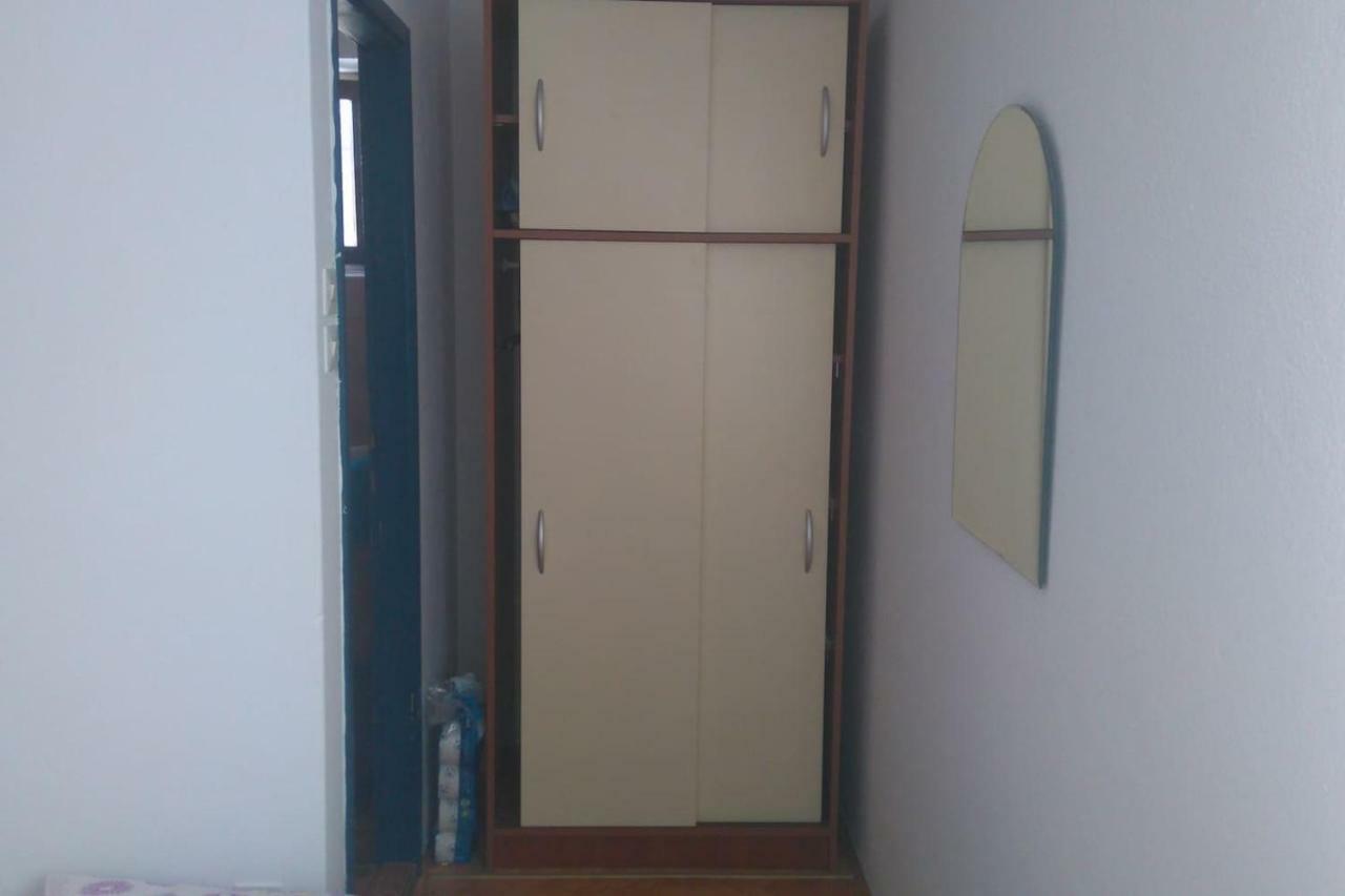 Appartamento Apartman Ivo Baška Voda Esterno foto